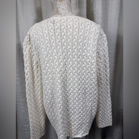 Liz Claiborne Women’s 2X Cable Knit Sweater Cream Ivory V-Neck Cozy Classic - Picture 8 of 8